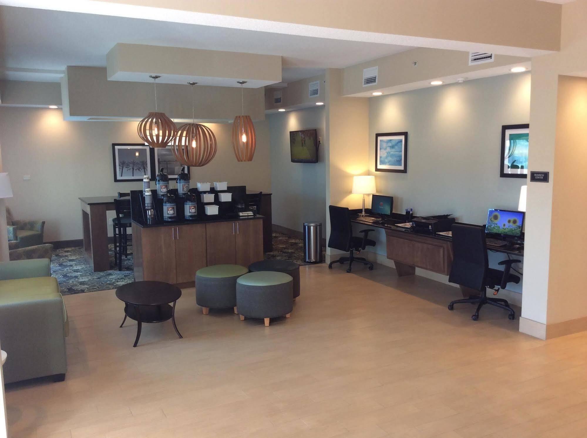 Best Western Wesley Chapel Exterior photo